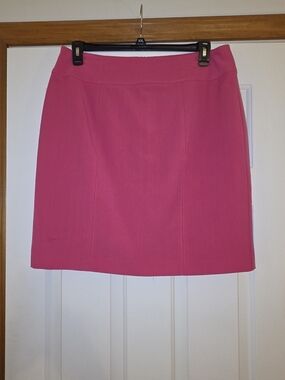 Worthington Women's Pink Straight Skirt
